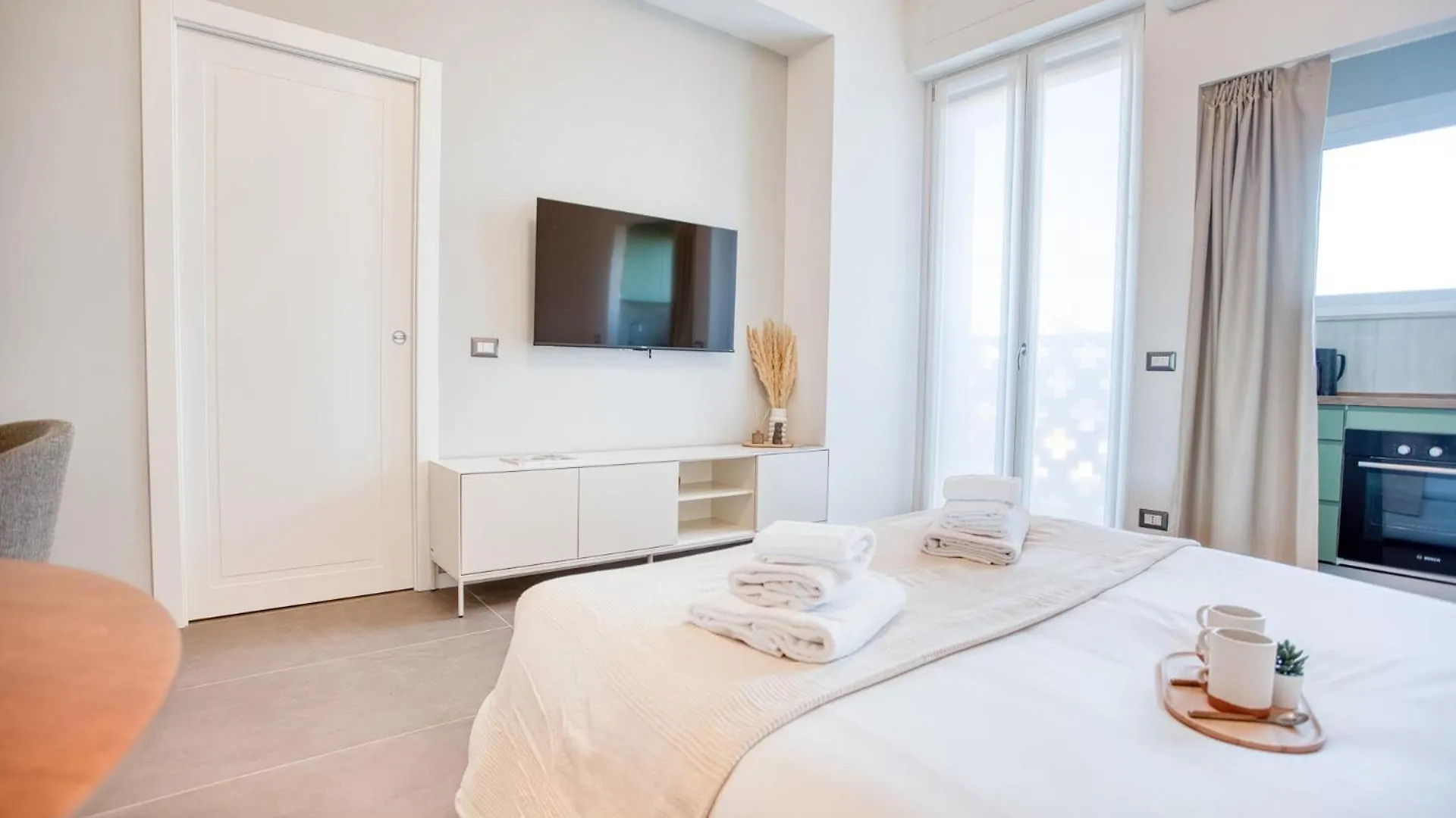 Easylife - Mono Con Balcone In Sant'Agostino Apartment Milan 0*,  Italy